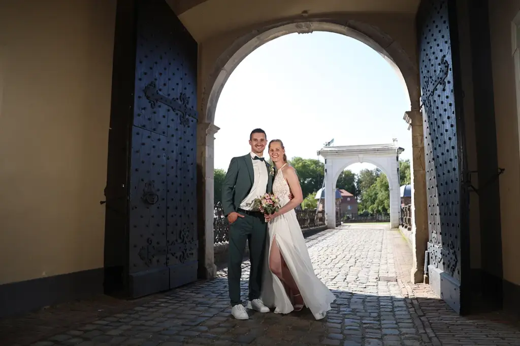 Hochzeitsreportage Hochzeitsfotograf Brautpaar Wasserschloss Anholt